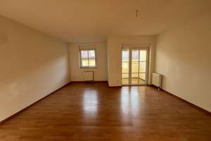 *1.Monat.Kaltmietfrei* barrierefrei und altersgerecht** Mit Einbauküche** 1-Raum-Wohnung mit Loggia – Pfortenstraße 14, 4509 Delitzsch – Vorschaubild 2