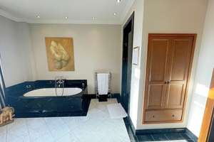 Property thumbnail 25