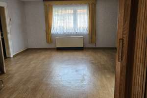 Ehemaliger Bauernhof (9 Zi) auf großem Grund (1.035 m²) und Nebengebäuden in Feldatal-Windhausen – Untergasse 4, 36325 Feldatal – Vorschaubild 9