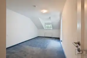 Architektenvilla mit Blick ins Grün & Einliegerwohnung in Seulbitz, Nähe Lohengrin Therme! – Bayreuth – Vorschaubild 33