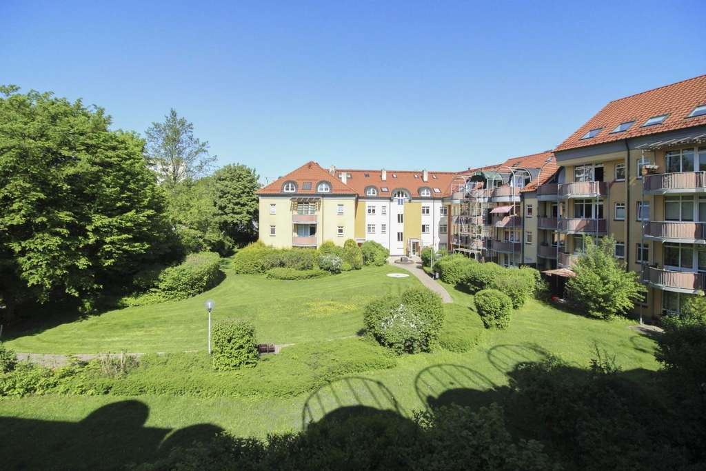Gepflegte 3-Zimmer-Wohnung mit Balkon & Duplexstellplatz – sofort bezugsfrei!
