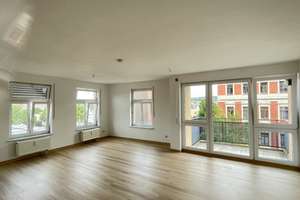 Helle 2-Raum-Wohnung mit Balkon, Aufzug und Tiefgarage in Dresden-Löbtau – Döhlener Straße 33, 1159 Löbtau-Süd, Dresden – Vorschaubild 2