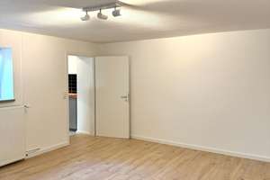 Modernisierte 2-Zimmer-Wohnung in bester Lage der Lübecker Innenstadt – Die vollständige Adresse der Immobilie erhältst du vom Anbieter., 23552 Innenstadt, Lübeck – Vorschaubild 4