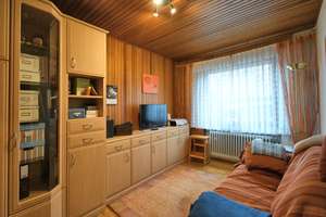 Teilvermietetes gepflegtes 2-3 FH in zentraler Lage mit Garten, Balkon und 3 Garagen – Die vollständige Adresse der Immobilie erhältst du vom Anbieter., 59439 Holzwickede – Vorschaubild 9