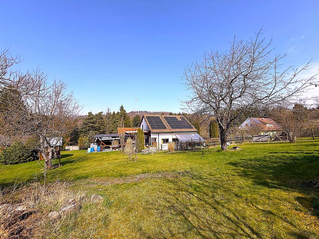 Immobilie in Wüstenrot - Großzügiges Einfamilienhaus mit Einliegerwohnung auf weitläufigem Grundstück in Wüstenrot - Bild 4