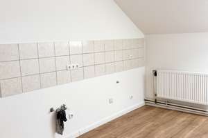 Altbau 4 Zimmer Dachgeschosswohnung im Gründerzeitviertel in Mönchengladbach – Die vollständige Adresse der Immobilie erhältst du vom Anbieter., 41061 Gladbach, Mönchengladbach – Vorschaubild 16
