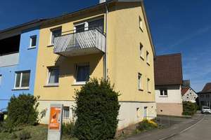 Doppelhaushälfte mit Scheune, Garage & großem Garten in Unterheimbach – Die vollständige Adresse der Immobilie erhältst du vom Anbieter., 74626 Bretzfeld – Vorschaubild 2