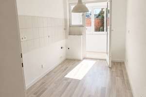 Moderne 3-Zimmer Wohnung im 3. OG – Stuttgart Süd – Schreiberstraße 30, 70199 Heslach, Stuttgart – Vorschaubild 1