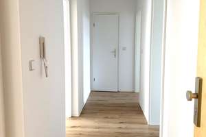 +++Frisch saniert+++helles DG mit familienfreundlichem Zuschnitt und Balkon+++ – 39112 Leipziger Straße, Magdeburg – Vorschaubild 2