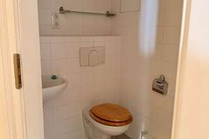 Stilvolle Altbauatmosphäre mit Potenzial im Herzen des Helmholtzkiezes – Raumerstraße 17, 10437 Prenzlauer Berg, Berlin – Vorschaubild 11