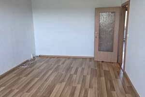Weitblick am Rand von Dresden! 4-Raum-WE mit Balkon – Dorfhainer Straße 00, 1189 Kleinpestitz/Mockritz, Dresden – Vorschaubild 3