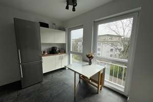 Moderne 3-Zimmer Maisonette mit Balkon, Klimaanlage, Photovoltaikanlage und Außenstellplatz – Adolf-Klarenbach-Straße 18, 40589 Holthausen, Düsseldorf – Vorschaubild 6