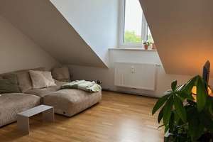 Ruhige und gemütliche Dachgeschosswohnung in München-Obergiesing – Werinherstraße 67, 81541 Obergiesing, München – Vorschaubild 3