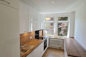 +4 Zimmer Familienwohnung-Wohnungsvideo anschauen! Parkett-Einbauküche+ – Die vollständige Adresse der Immobilie erhältst du vom Anbieter., 1219 Strehlen, Dresden – Vorschaubild 4
