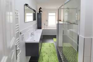 GROSSZÜGIGE ALTBAUWOHNUNG MIT AUFZUG - MIT BALKON & PARKETT - NÄHE OSTBAHNHOF & SPREE – Andreasstr. 64 bb, 10243 Friedrichshain, Berlin – Vorschaubild 22