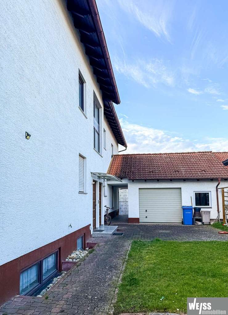 Immobilie in Großostheim - Laufend instandgehaltenes, super gepflegtes MFH mit 3 Parteien - Bild 2