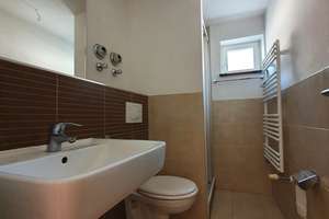 !! 3-Raum-Wohnung mit Balkon in grüner Wohlfühl-Oase !! Zauberhafte Maisonette !! – Bei der Krähenhütte 39, 4279 Dölitz-Dösen, Leipzig – Vorschaubild 6