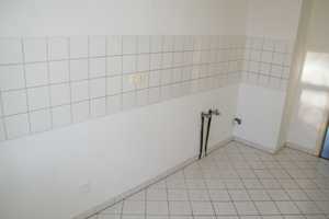 Frisch renoviert & nagelneue EBK; Balkon; 2 Raumwohnung in ruhiger Lage!!! – Pleißbachstr. 3, 9113 Chemnitz – Vorschaubild 13
