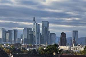 BIETERVERFAHREN: Mehrfamilienhaus mit 4 großzügigen Wohnungen+Garage  (1 Einheit frei/ TE vorhanden) – 60599 Oberrad, Frankfurt am Main – Vorschaubild 2