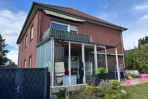 Wohntraum für Familien &amp; Anleger: Vermietetes Zweifamilienhaus in ruhiger Lage von Lippstadt-E – Die vollständige Adresse der Immobilie erhältst du vom Anbieter., 59558 Lippstadt – Vorschaubild 3