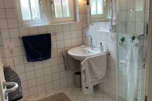 Gepflegtes Einfamilienhaus in zentraler Lage mit großem, idyllischen Garten – Liststr. 23, 73230 Esslingen (Kreis) – Vorschaubild 8