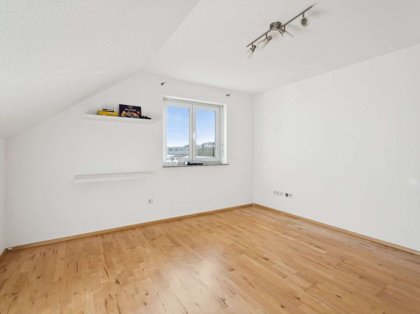 Immobilie in Leibertingen - Leibertingen: Modernes Einfamilienhaus in sonniger Höhenlage - Bild 8