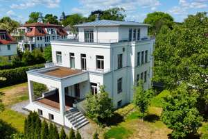 Luxus trifft Lage – Stilvolle Villa mit ca. 571 m² Wohn-/Nutzfläche – Die vollständige Adresse der Immobilie erhältst du vom Anbieter., 14467 Berliner Vorstadt, Potsdam – Vorschaubild 3