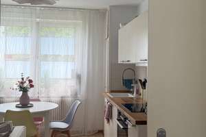 Ab 01.11.2026: 2-Zimmer-EG-Wohnung mit Einbauküche in zentraler Lage an der Hattinger Straße