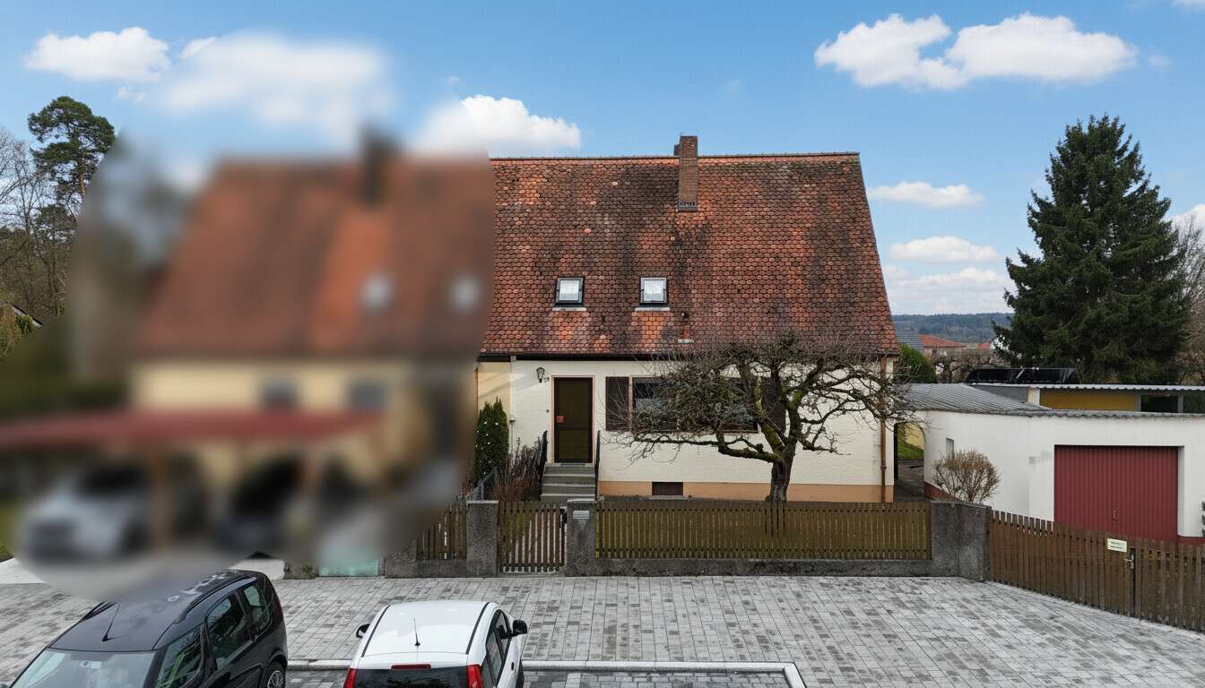 Leben in traumhafter Waldrandlage mit Modernisierungspotenzial und sonnigem Grundstück, Ansbach – Bild 2