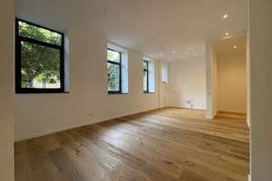 Erstbezug nach hochwertiger Kernsanierung - nur 60 m zur U-Bahn