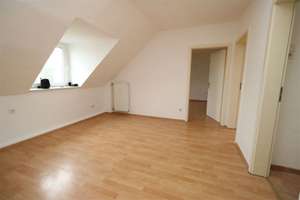 Gemütliche 2,5-Zi-DG-Whg über den  Dächern von Gelsenkirchen – Rotthauser Straße 31, 45879 Altstadt, Gelsenkirchen – Vorschaubild 5