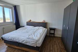 Wohnen mit Aussicht: Großzügige 2,5-Zimmer-Wohnung in Erfurts Altstadt – Juri-Gagarin-Ring 126a, 99084 Altstadt, Erfurt – Vorschaubild 4