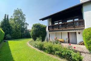 Charmantes, großzügiges 8,5 Zimmer-Einfamilienhaus mit schönem Garten und mehreren Terrassen – Brunnenstraße 37, 85598 Vaterstetten – Vorschaubild 2