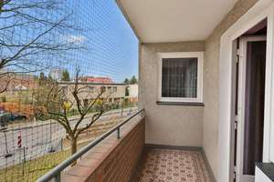 VERMIETETE Wohnung mit zwei Balkonen + PKW-Stellplatz in Buckow