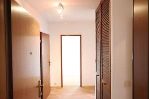 Schönes möbliertes WG-Zimmer in einer 3er WG in Stuttgart-Zuffenhausen – Die vollständige Adresse der Immobilie erhältst du vom Anbieter., 70439 Zuffenhausen-Frauensteg, Stuttgart – Vorschaubild 17