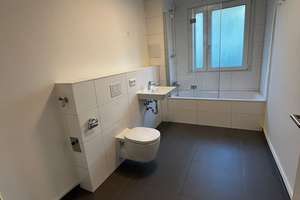 2,5-Zimmer Wohnung mit Balkon in München-Neuhausen – Die vollständige Adresse der Immobilie erhältst du vom Anbieter., 80634 Neuhausen, München – Vorschaubild 12