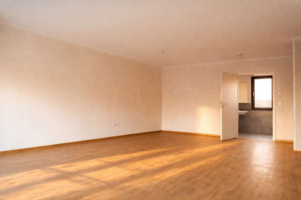 Immobilie in Igersheim - Exklusives Penthouse mit großer Loggia & Panoramablick über Igersheim - Bild 3