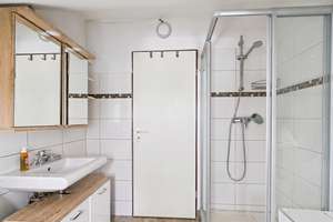 Großzügige Maisonettewohnung in ruhiger Siedlung von Mönchengladbach – Die vollständige Adresse der Immobilie erhältst du vom Anbieter., 41179 Rheindahlen-Mitte, Mönchengladbach – Vorschaubild 10