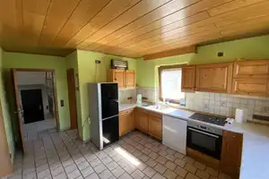 Einfamilienhaus mit Einliegerwohnung in ruhiger Umgebung und hervorragender Verkehrsanbindung – Rhein-Hunsrück-Kreis – Vorschaubild 7