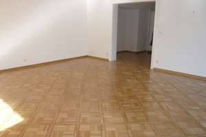 SANIERTE- IDYLLISCHE RUHIGE WOHNUNG MIT SCHWIMMBAD – Margaretenstraße 9, 40235 Grafenberg, Düsseldorf – Vorschaubild 4