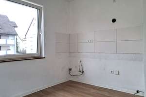 Modernisierte 4-Zimmer Wohnung zentral in Zuffenhausen - Balkon, Garage, Stellplatz und Gartenmitbe. – Rütlistr. ..., 70435 Zuffenhausen-Schützenbühl, Stuttgart – Vorschaubild 19