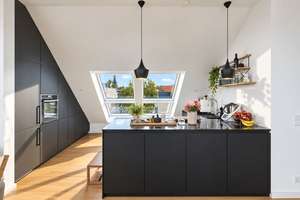 Exklusives Dachgeschoss mit besonderem Flair: Wohnen in begehrter Lage von Lichterfelde-West – 12203 Lichterfelde, Berlin – Vorschaubild 4