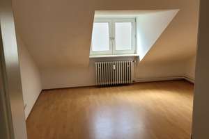 2-Zimmer-Dachgeschosswohnung für eine Person in Pforzheim - Zentrale Lage – Grenzstraße 10, 75172 Weststadt, Pforzheim – Vorschaubild 4