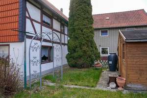 Doppelhaushälfte 180qm Wohnfläche auf drei Ebenen mit 6 Zimmer, 3 Bädern und Scheune & Garten – Die vollständige Adresse der Immobilie erhältst du vom Anbieter., 38259 Ringelheim, Salzgitter – Vorschaubild 34