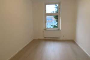Anmieten und 500 EUR WM-Prämiengutschein sichern! Modernisierte 3-Zimmer-Wohnung in Elberfeld – Albertstraße 82a, 42289 Heckinghausen, Wuppertal – Vorschaubild 3