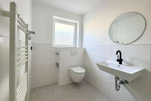 Charmante 3-Zimmer-Wohnung mit Terrasse und eigenem Garten! – Parkstraße 1, 82343 Pöcking – Vorschaubild 9