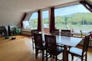 Nachmieter für lichtdurchflutete Wohnung gesucht 