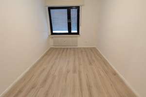 Wohnung mit großem Potenzial. (Ein Monat kostenlos für Ihre eigenen Renovierungsarbeiten) – Die vollständige Adresse der Immobilie erhältst du vom Anbieter., 45143 Altendorf, Essen – Vorschaubild 3