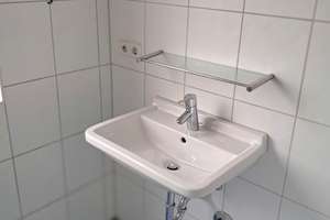 Helle 4 Zimmer EG-Wohnung mit großem Garten zur Gemeinschaftsnutzung und Terrasse – Die vollständige Adresse der Immobilie erhältst du vom Anbieter., 70563 Höhenrand, Stuttgart – Vorschaubild 18