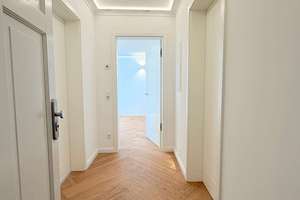 Ruhige Altbauwohnung in Bestlage Altschwabings - direkt am Englischen Garten – Die vollständige Adresse der Immobilie erhältst du vom Anbieter., 80802 Schwabing-Ost, München – Vorschaubild 9